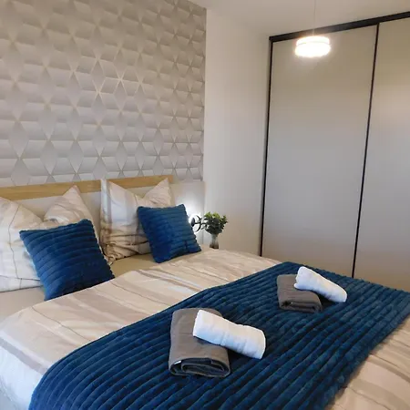 Zielone Wzgorze 3 アパート イェレニャ・グーラ