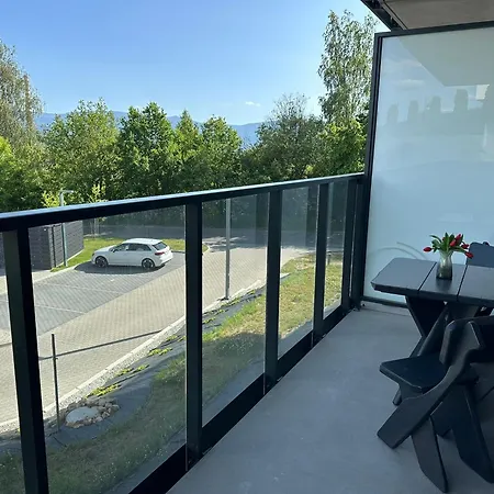 Zielone Wzgórze 3 Apartamento *